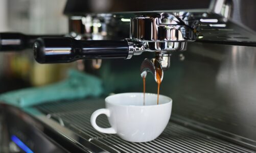 Najpopularniejsze ekspresy do kawy – czym się różnią?
