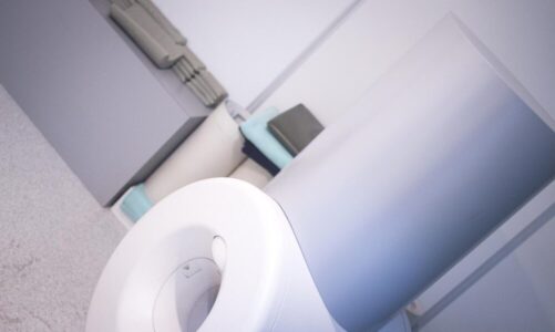 Wszystko, co musisz wiedzieć o kompakt WC: wymiary, montaż i przestrzeń