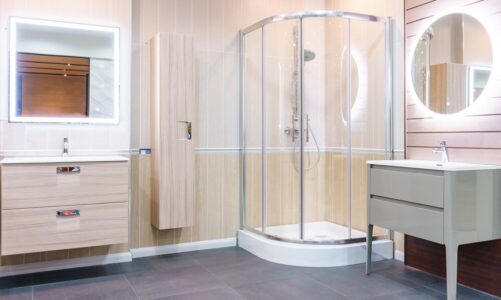 Kabina prysznicowa bez brodzika – wady i zalety