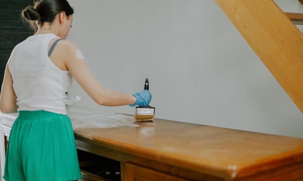 Olejowanie blatu kuchennego – czym i jak to robić?